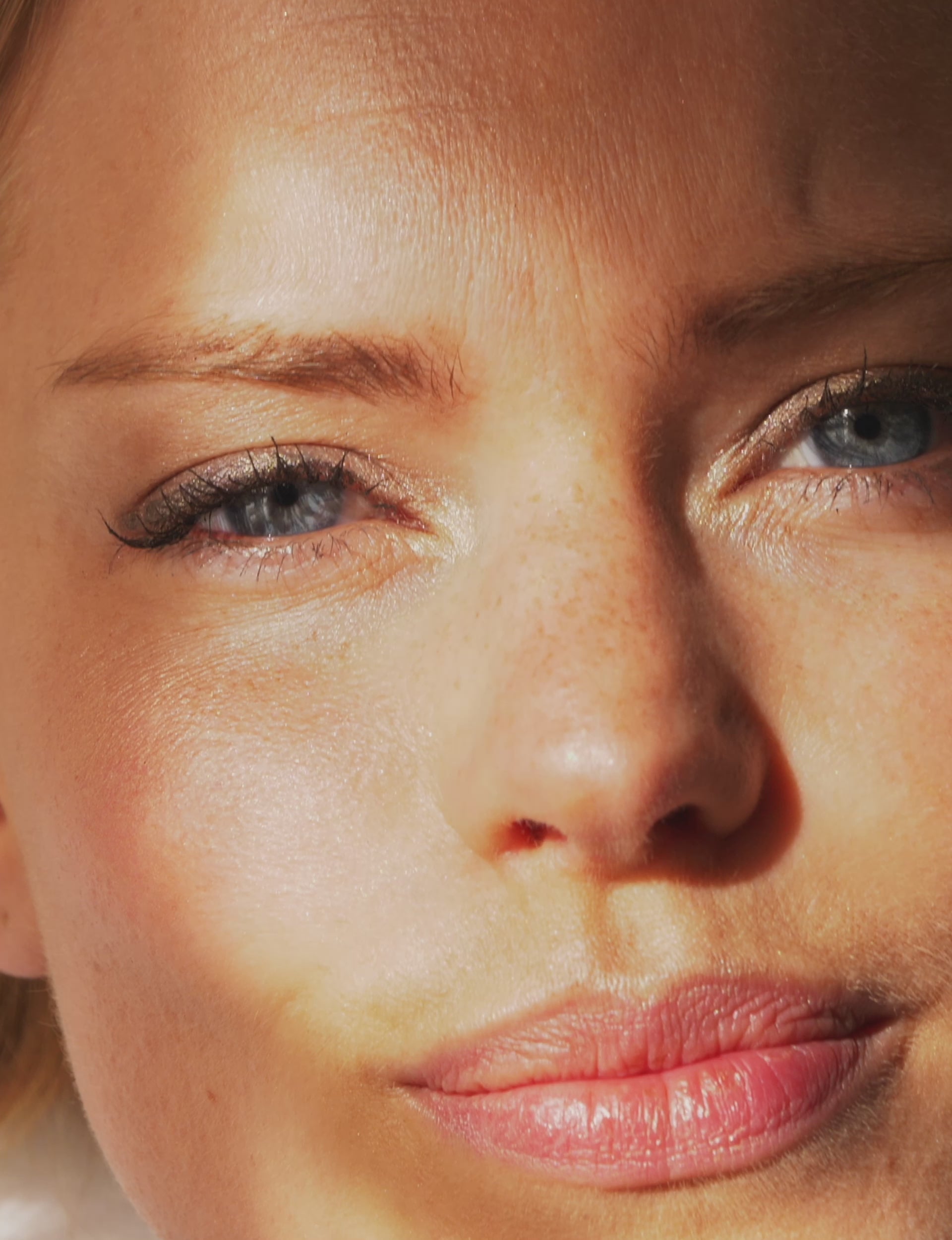 Lightening Derma+ — video