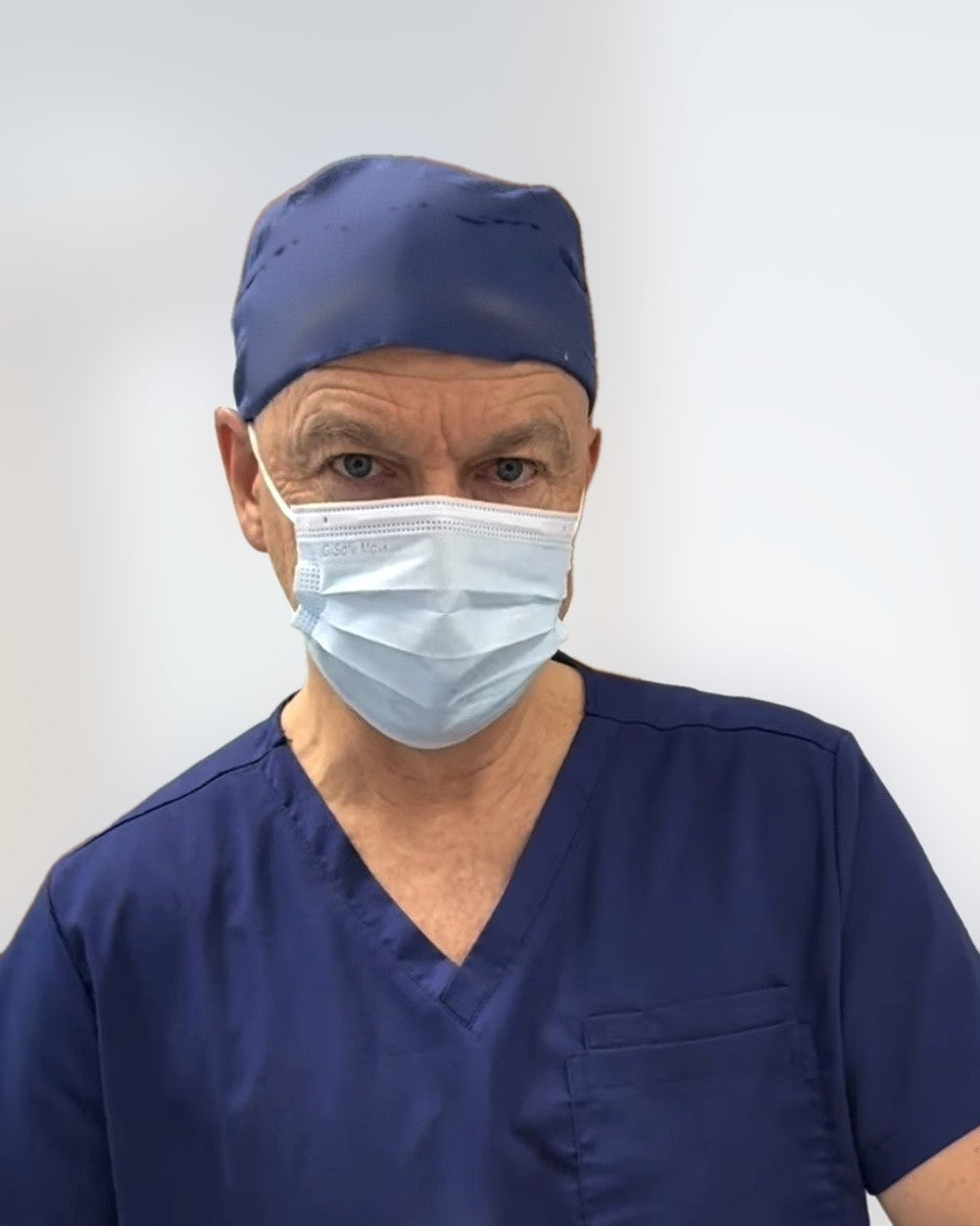 Il Dr. Nicola Pittoni in sala operatoria